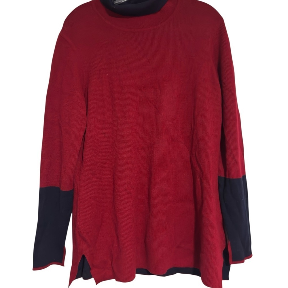 Athleta Burgundy and Navy Crew Neck Sweater